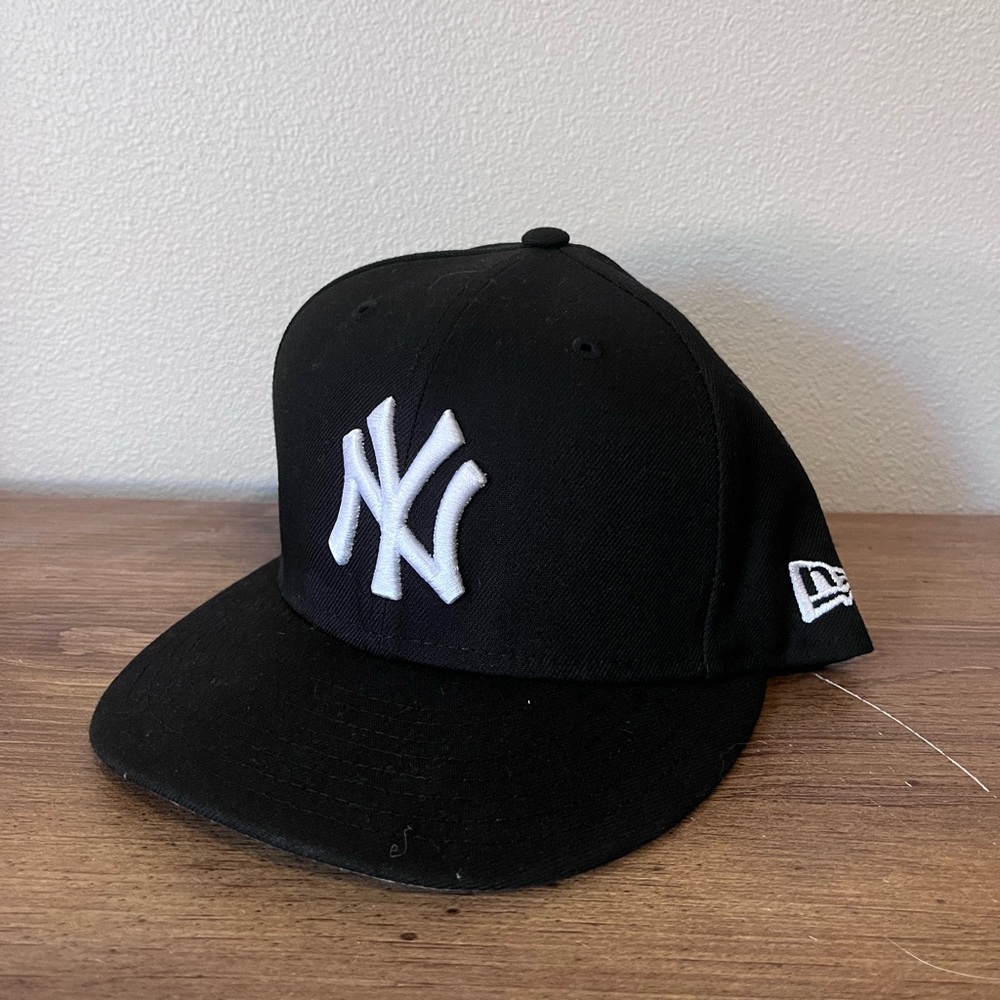 New York Yankees Black Cap